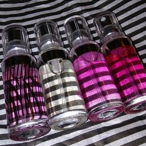 Paris Hilton Mini Perfume Set *Final Markdown!*